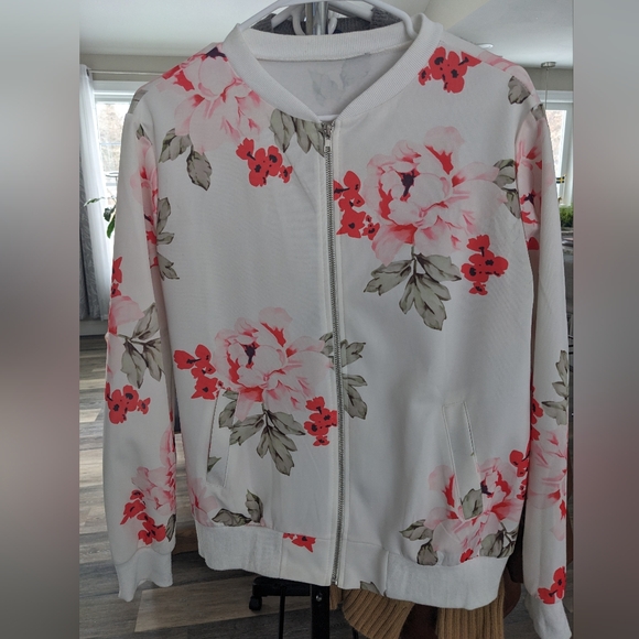 Jackets & Blazers - Women's bomber jacket